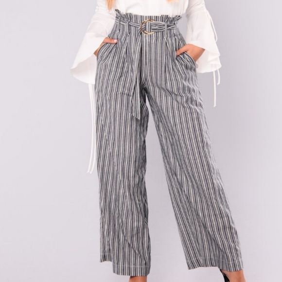 Fashion Nova Pants - Wide leg striped pants